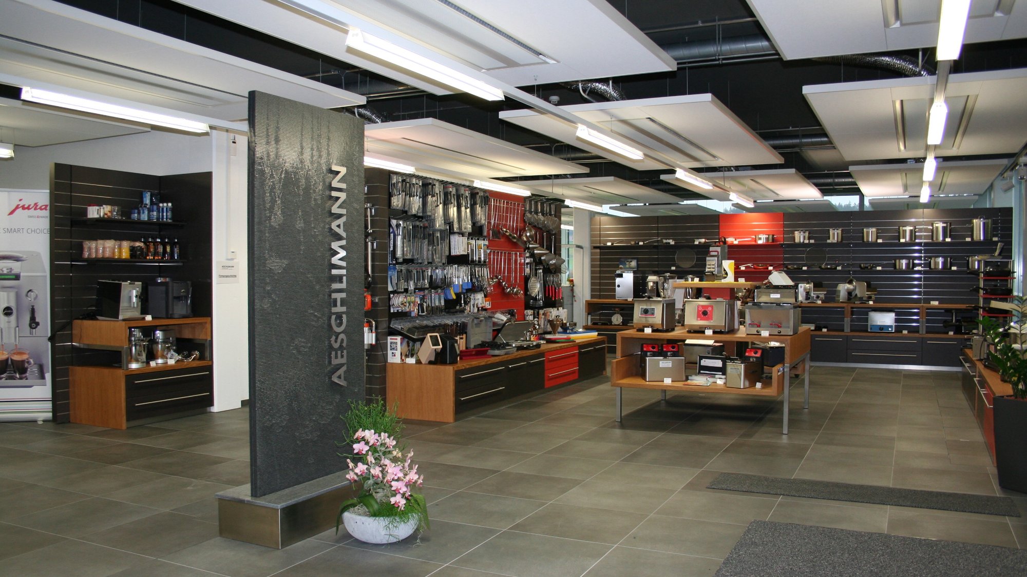 2009_Flugplatz_Showroom.JPG