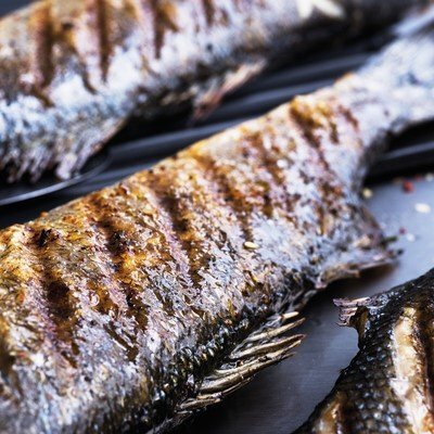 Rational_Kreuz- und Streifen-Grillrost 11 GN_60.73.314_Sea bass.jpg